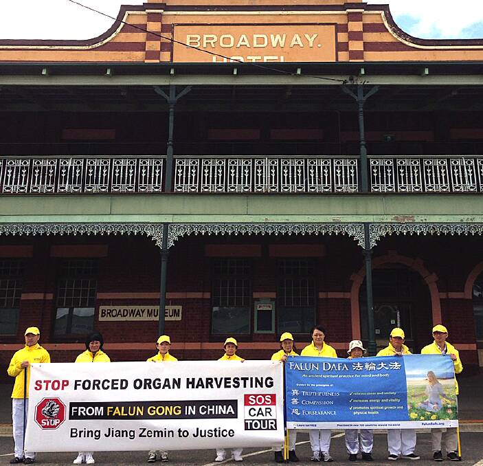 FIGHTING INJUSTICE: Protesters of China's organ harvesting practices have passed through Junee on a Sydney to Melboune road trip to protest the inhumane practice. 