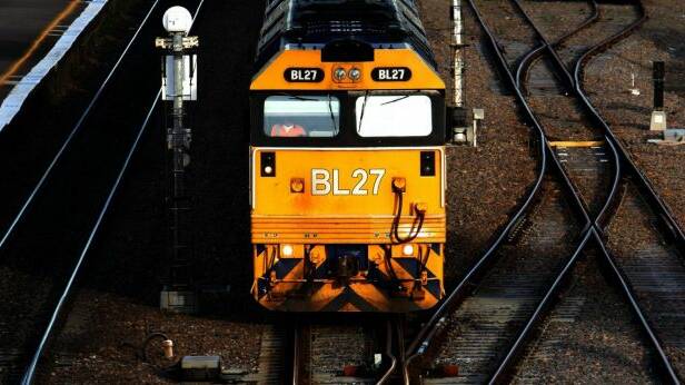 Farmers look for answers on inland rail