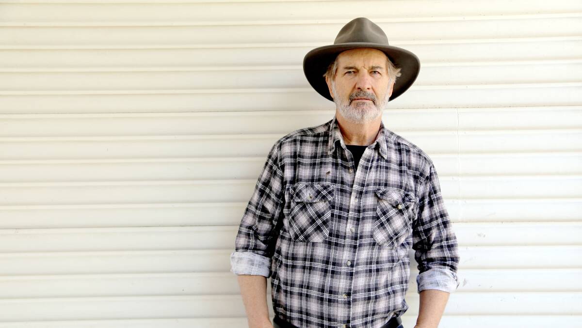 Actor John Jarratt have a very important message to Riverina residents about asbestos awareness.