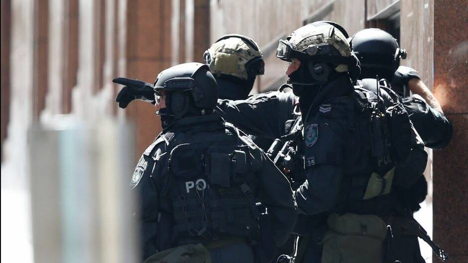 Siege at Martin Place. Photo: Daniel Munoz/Fairfax Media