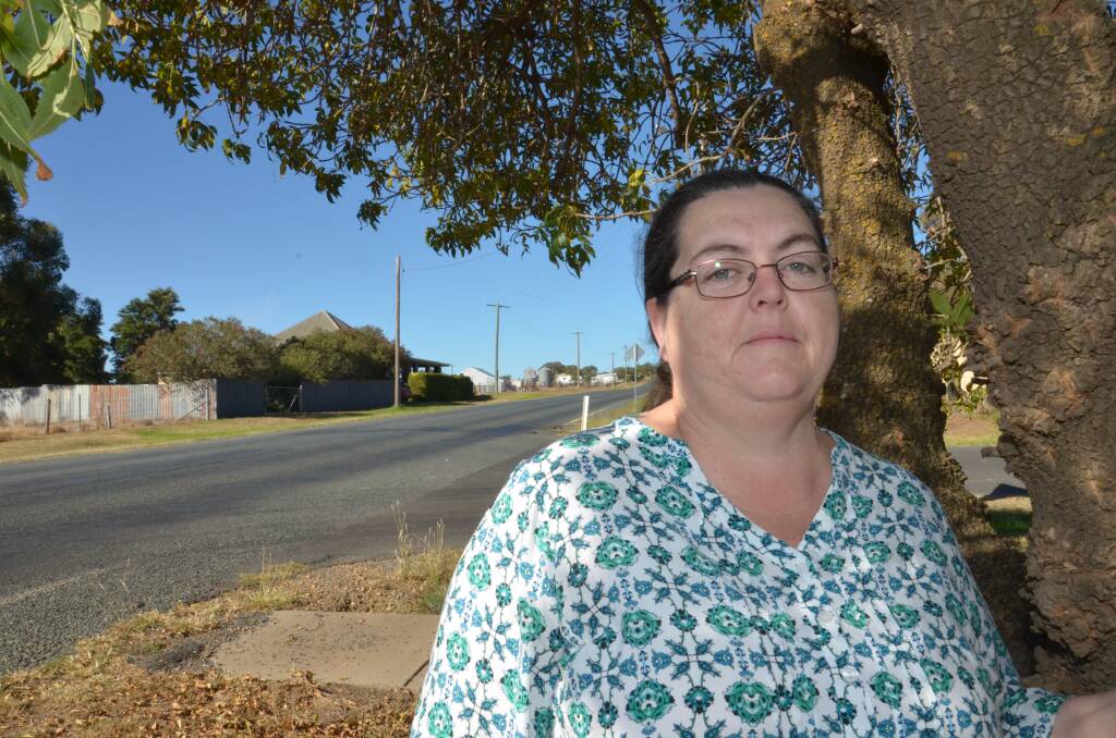 Queen Street resident Maree Wright has come out swinging due to the smell and dust caused by nearly 2500 sheep kept on a nearby property. Picture: Declan Rurenga