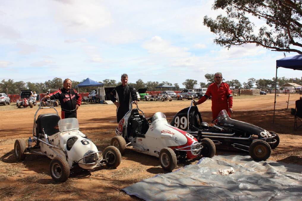 Speedsters ready their vehicles at the Illabo Speedway over the weekend just gone. Picture: Tristan Levy