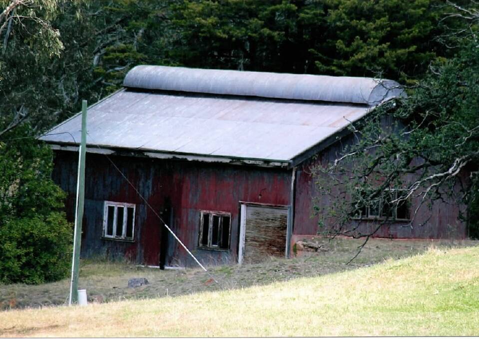 FORMER TENANDRA PUMPS BUILDING: This was one of a number of buildings at the site which along as workshop and coal storage also provided accommodation for six men and their families.