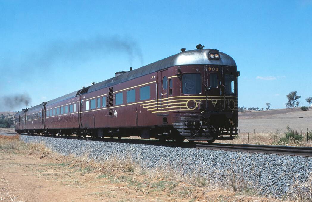 900-class in Junee, 1981