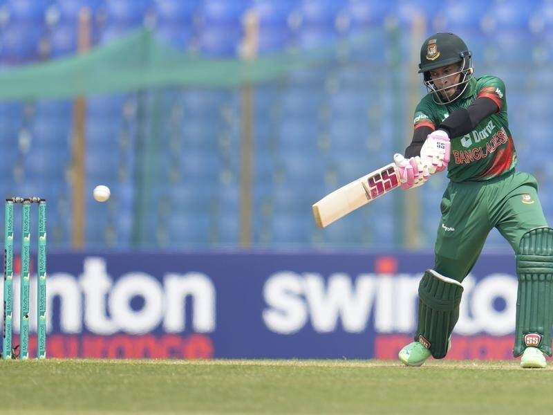 Mushfiqur Rahim scored a boundary in the last over to lift Bangladesh to victory over Ireland. (AP PHOTO)